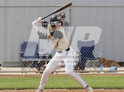 Thumbnail 1 in Monarch vs Pendleton (Coach Bob Invitational) photogallery.