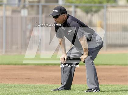 Thumbnail 2 in Monarch vs Pendleton (Coach Bob Invitational) photogallery.