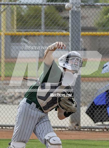 Thumbnail 2 in Monarch vs Pendleton (Coach Bob Invitational) photogallery.