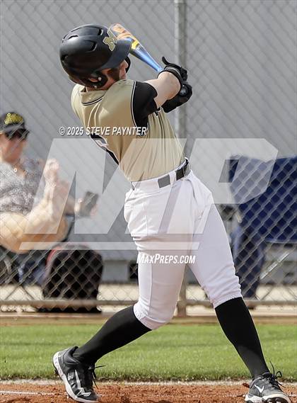 Thumbnail 2 in Monarch vs Pendleton (Coach Bob Invitational) photogallery.