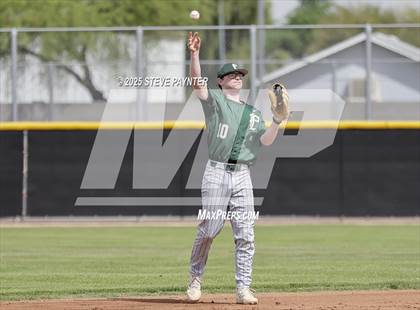 Thumbnail 2 in Monarch vs Pendleton (Coach Bob Invitational) photogallery.