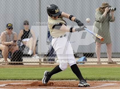 Thumbnail 3 in Monarch vs Pendleton (Coach Bob Invitational) photogallery.