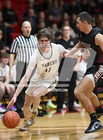 Thumbnail 1 in Franklin vs. Westosha Central photogallery.