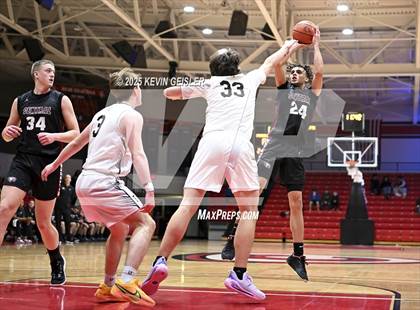 Thumbnail 1 in Franklin vs. Westosha Central photogallery.