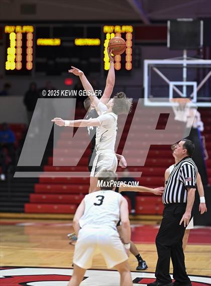 Thumbnail 2 in Franklin vs. Westosha Central photogallery.