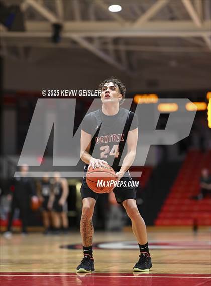 Thumbnail 1 in Franklin vs. Westosha Central photogallery.