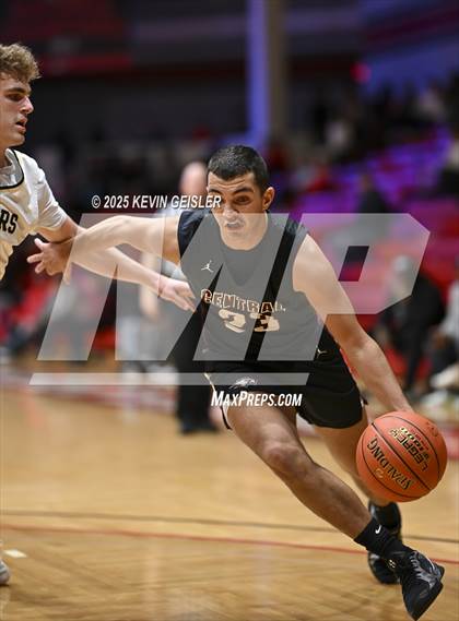 Thumbnail 1 in Franklin vs. Westosha Central photogallery.