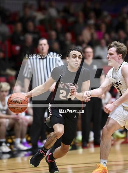 Thumbnail 2 in Franklin vs. Westosha Central photogallery.