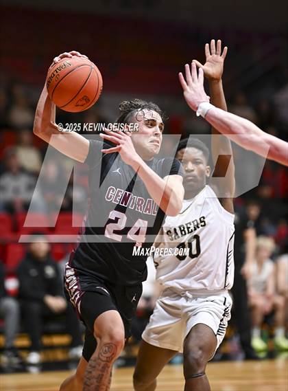Thumbnail 2 in Franklin vs. Westosha Central photogallery.