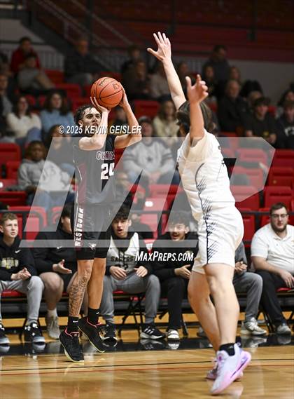 Thumbnail 2 in Franklin vs. Westosha Central photogallery.