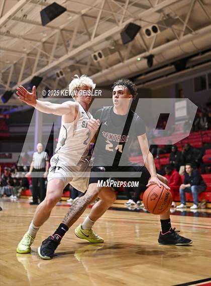 Thumbnail 1 in Franklin vs. Westosha Central photogallery.