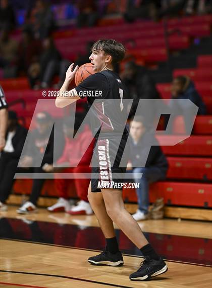Thumbnail 1 in Franklin vs. Westosha Central photogallery.
