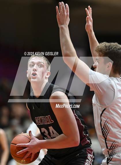 Thumbnail 2 in Franklin vs. Westosha Central photogallery.