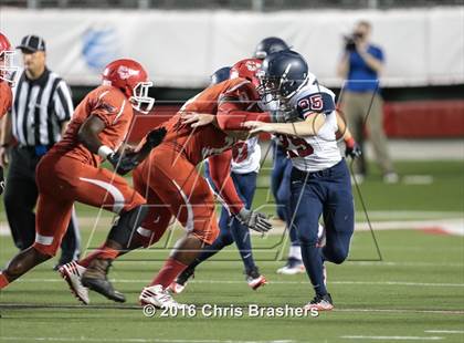 Thumbnail 2 in Baptist Prep vs. McGehee (Kickoff Classic) photogallery.
