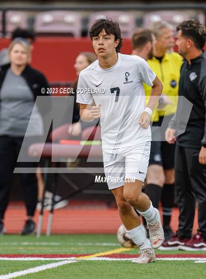 Thumbnail 3 in St. Pius X Catholic vs. Lassiter (GHSA 6A Quarterfinal) photogallery.