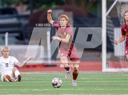 Thumbnail 3 in St. Pius X Catholic vs. Lassiter (GHSA 6A Quarterfinal) photogallery.
