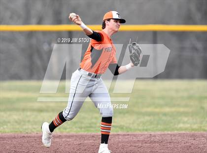 Thumbnail 2 in Tuckahoe @ Putnam Valley photogallery.