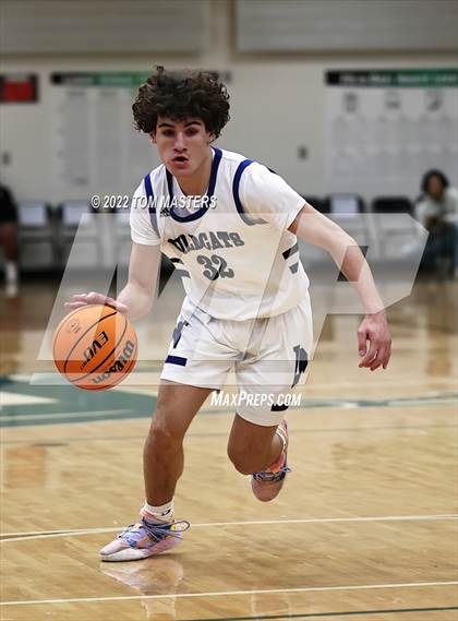 Thumbnail 2 in United Faith Christian Academy vs. Lake Norman photogallery.