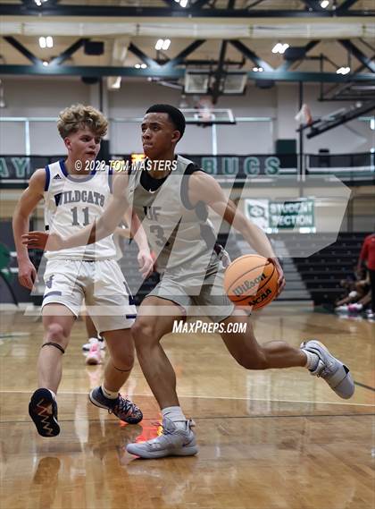 Thumbnail 2 in United Faith Christian Academy vs. Lake Norman photogallery.