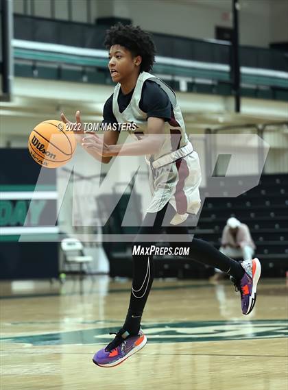 Thumbnail 2 in United Faith Christian Academy vs. Lake Norman photogallery.