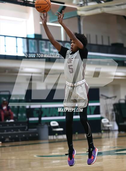 Thumbnail 2 in United Faith Christian Academy vs. Lake Norman photogallery.