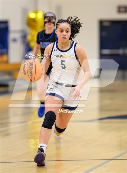 Thumbnail 1 in Oak Ridge vs. Davis Sr. (CIF SJS D1 Quarterfinal) photogallery.