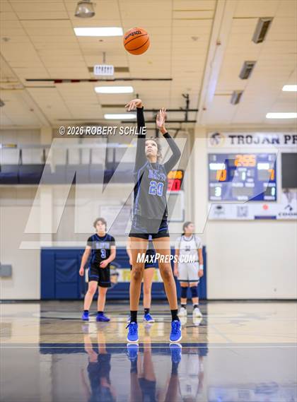 Thumbnail 3 in Oak Ridge vs. Davis Sr. (CIF SJS D1 Quarterfinal) photogallery.