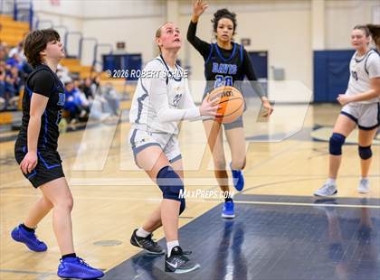 Thumbnail 2 in Oak Ridge vs. Davis Sr. (CIF SJS D1 Quarterfinal) photogallery.