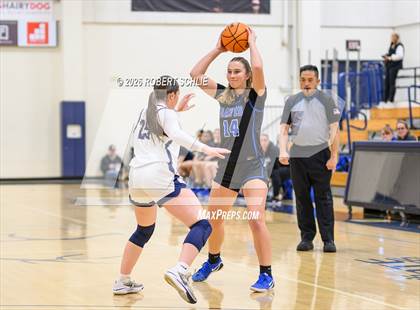 Thumbnail 2 in Oak Ridge vs. Davis Sr. (CIF SJS D1 Quarterfinal) photogallery.