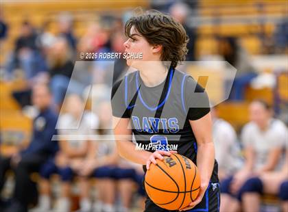 Thumbnail 1 in Oak Ridge vs. Davis Sr. (CIF SJS D1 Quarterfinal) photogallery.