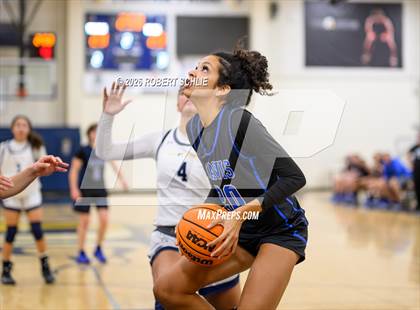 Thumbnail 2 in Oak Ridge vs. Davis Sr. (CIF SJS D1 Quarterfinal) photogallery.