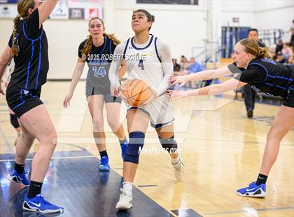 Thumbnail 3 in Oak Ridge vs. Davis Sr. (CIF SJS D1 Quarterfinal) photogallery.