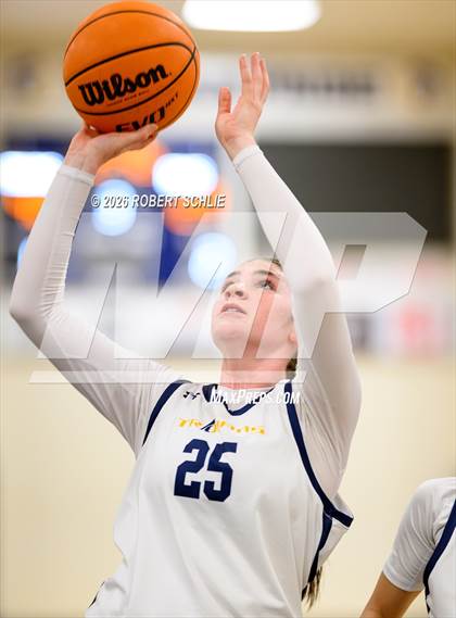 Thumbnail 1 in Oak Ridge vs. Davis Sr. (CIF SJS D1 Quarterfinal) photogallery.