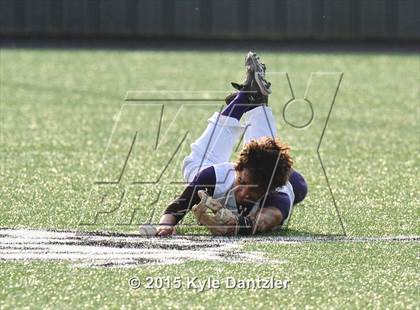 Thumbnail 1 in Edgewood vs Gunter (UIL 3A Region 2 Semifinal) photogallery.