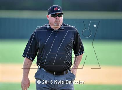 Thumbnail 3 in Edgewood vs Gunter (UIL 3A Region 2 Semifinal) photogallery.