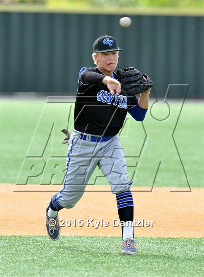 Thumbnail 3 in Edgewood vs Gunter (UIL 3A Region 2 Semifinal) photogallery.