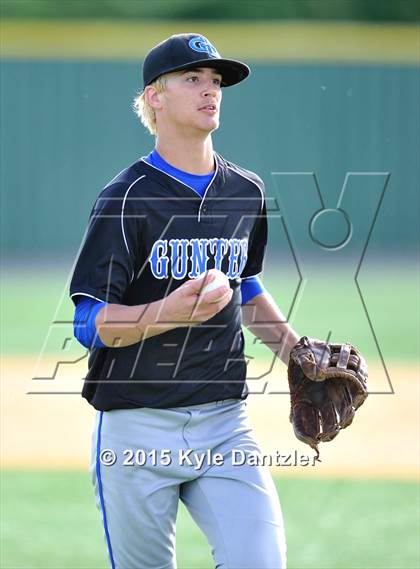 Thumbnail 1 in Edgewood vs Gunter (UIL 3A Region 2 Semifinal) photogallery.