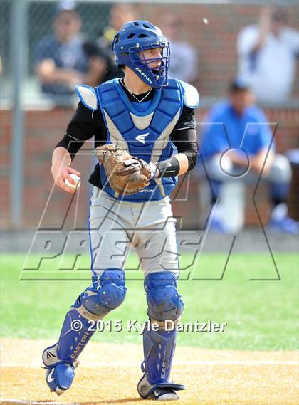 Thumbnail 1 in Edgewood vs Gunter (UIL 3A Region 2 Semifinal) photogallery.