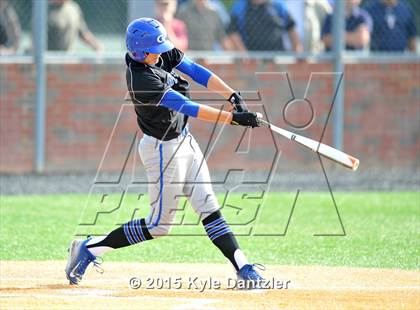 Thumbnail 2 in Edgewood vs Gunter (UIL 3A Region 2 Semifinal) photogallery.