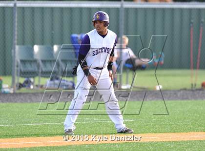 Thumbnail 3 in Edgewood vs Gunter (UIL 3A Region 2 Semifinal) photogallery.