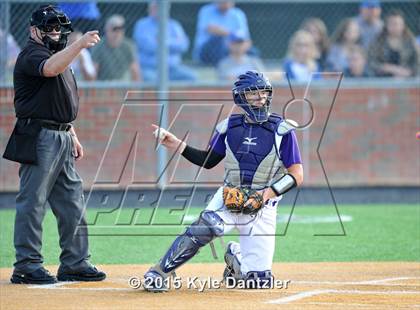 Thumbnail 3 in Edgewood vs Gunter (UIL 3A Region 2 Semifinal) photogallery.