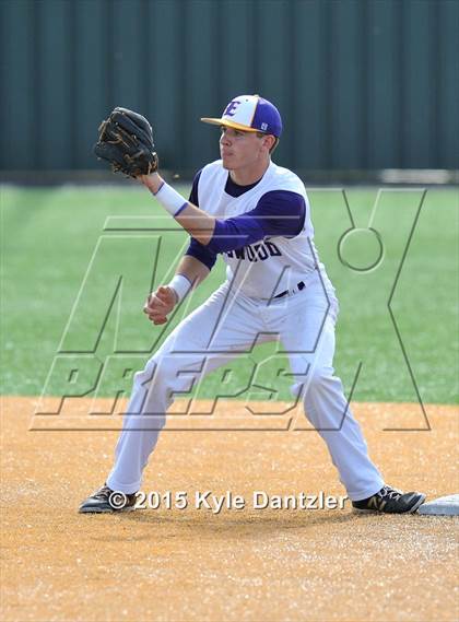 Thumbnail 1 in Edgewood vs Gunter (UIL 3A Region 2 Semifinal) photogallery.