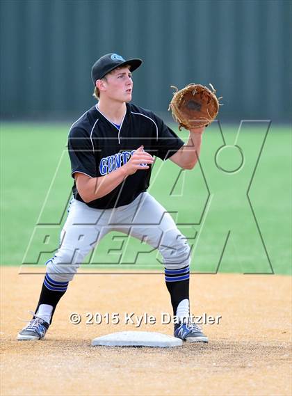 Thumbnail 2 in Edgewood vs Gunter (UIL 3A Region 2 Semifinal) photogallery.