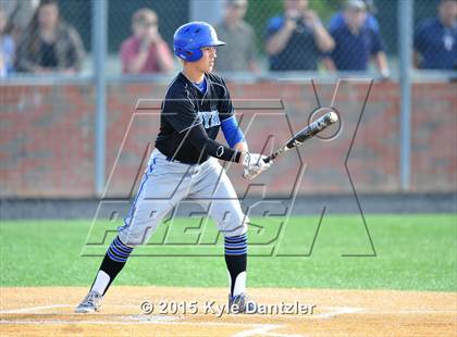Thumbnail 2 in Edgewood vs Gunter (UIL 3A Region 2 Semifinal) photogallery.
