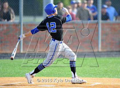 Thumbnail 2 in Edgewood vs Gunter (UIL 3A Region 2 Semifinal) photogallery.