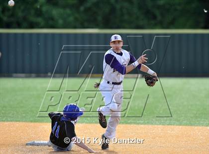 Thumbnail 3 in Edgewood vs Gunter (UIL 3A Region 2 Semifinal) photogallery.