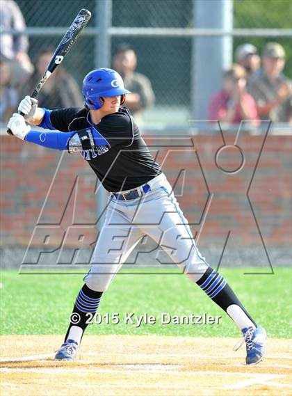 Thumbnail 2 in Edgewood vs Gunter (UIL 3A Region 2 Semifinal) photogallery.