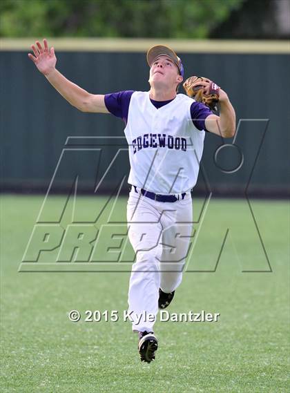 Thumbnail 3 in Edgewood vs Gunter (UIL 3A Region 2 Semifinal) photogallery.