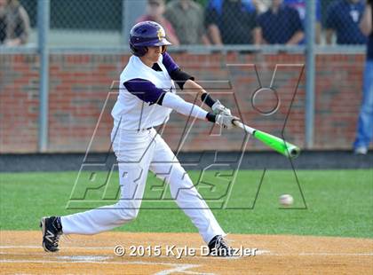 Thumbnail 3 in Edgewood vs Gunter (UIL 3A Region 2 Semifinal) photogallery.