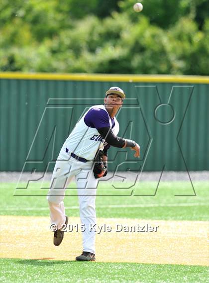 Thumbnail 3 in Edgewood vs Gunter (UIL 3A Region 2 Semifinal) photogallery.
